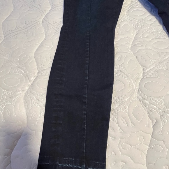 Made and Loved Loft Jeans - Picture 2 of 10